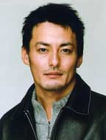 山口马木也